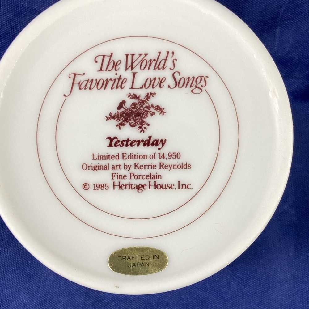Vintage 1985 Music Trinket Box Heritage House Plays “ Yesterday “ Love Songs - Picture 6 of 12